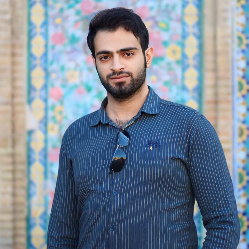 علی مومنی